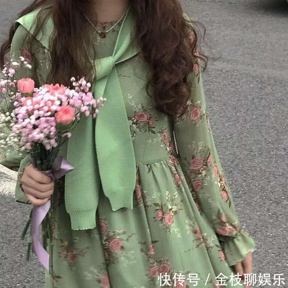 矜持|神仙·部位头像丨世间无限丹青手,一片伤心画不成