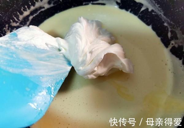 柠檬汁|空心泡芙,填入芒果冰淇淋,果酸成了甜蜜的幸福桥梁