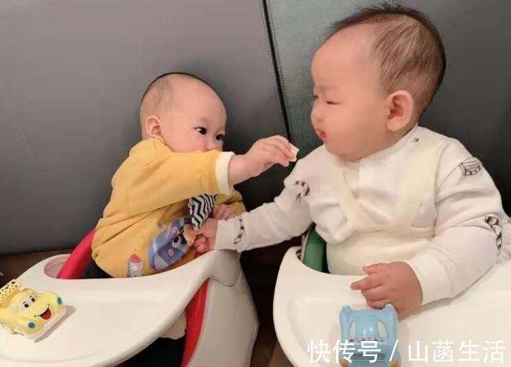 母乳喂养|一年长高25厘米！这个阶段是娃身高“猛涨期”，爸妈抓紧别错过