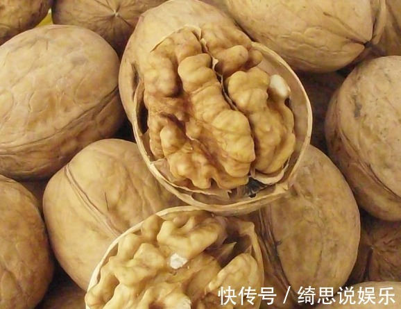 养肾|核桃能补脑养肾,但是千万不要与它一起吃,会造成腹泻甚至中毒!
