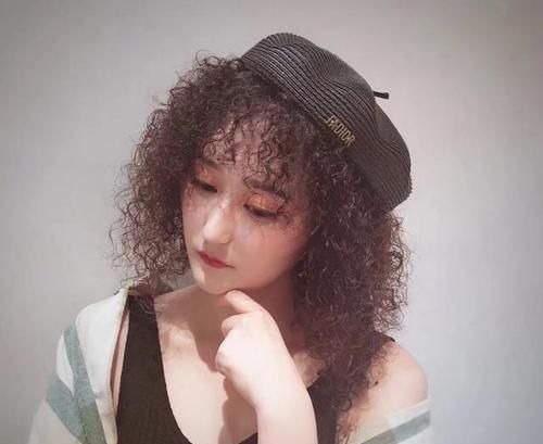 波波头 女发别乱剪，这才是当下最火发型17款，修饰头型还洋气