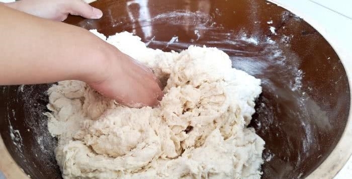 我家红豆从不熬粥喝,加1碗面粉,上锅一蒸,家人三天两头喊我做