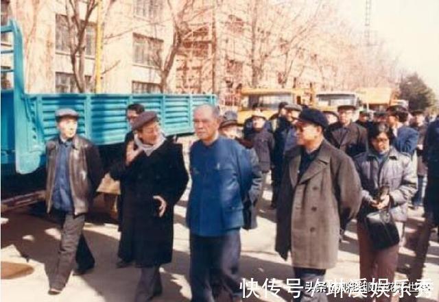 书法作品@姚依林书法太惊艳，雍容宽绰，浓艳劲俏，笔墨堪称书坛精品