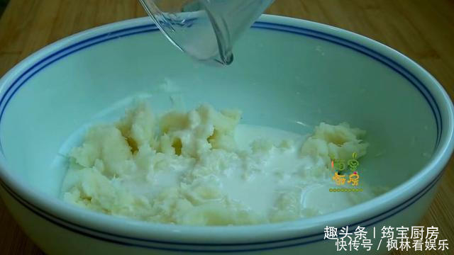 煲汤|山药别再煲汤了,做成山药饼,健胃消食有营养,绵软香甜真好吃