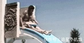 |搞笑GIF:带女友去逛街 请问遇到这种情况该怎么办?