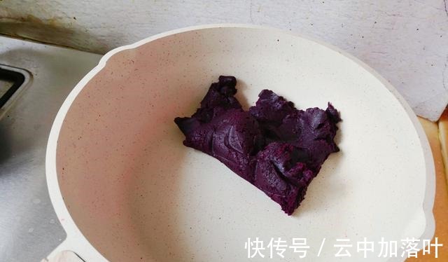 面包|秋天吃它有营养,做月饼做面包做点心颜色漂亮味好,香甜而不油腻!