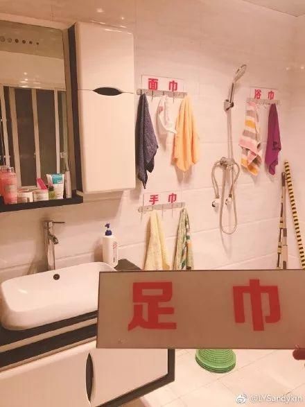 爸妈|花了20w装修新房，结果被爸妈装成了「主墓室」？？？哈哈哈哈哈