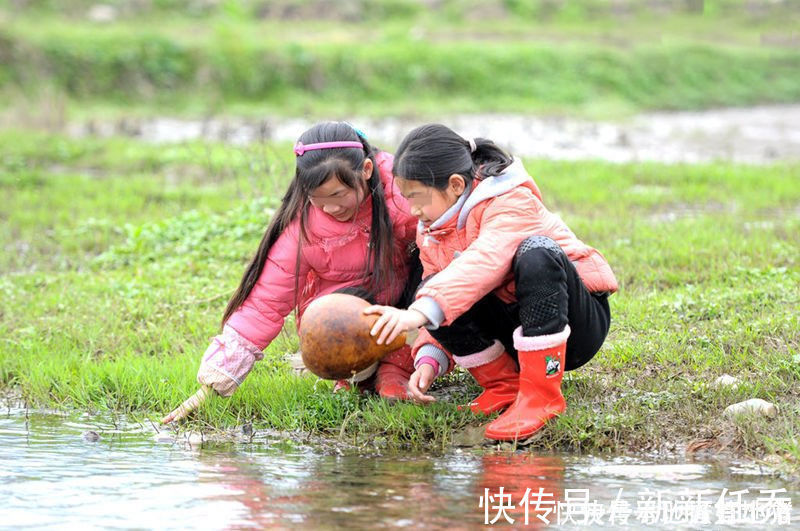 大城市|将娃放在农村养好不好几个优势城市娃比不了，可是弊端也很明显