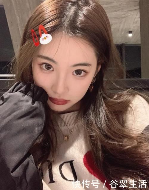 粉质|女人有实力一定要入大牌眼影,粉质高级还不伤皮肤,并不只是噱头