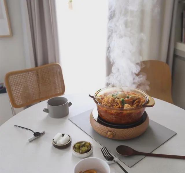 家居|韩国超有爱一家三口，干净整洁的家居生活，看着非常舒服