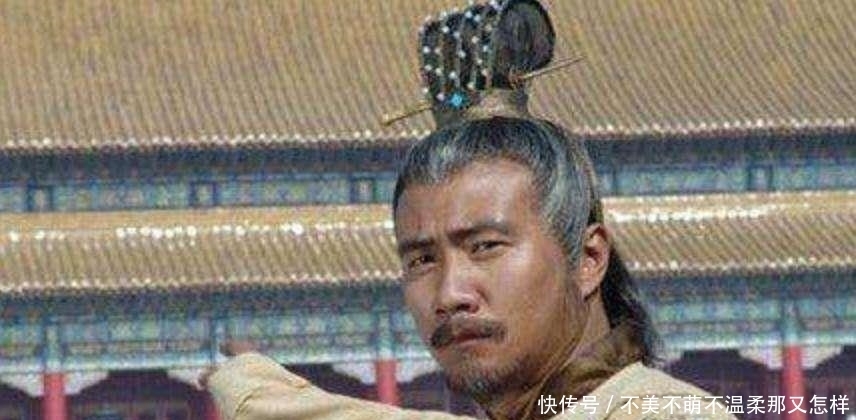 穿着|朱元璋穿着破烂去“算命”,写下一个字后,算命先生惊呼:万岁!