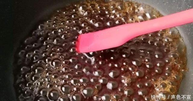 红茶|“珍珠奶茶”别再花钱买，一把茶叶就能做，出锅比买的还好吃！