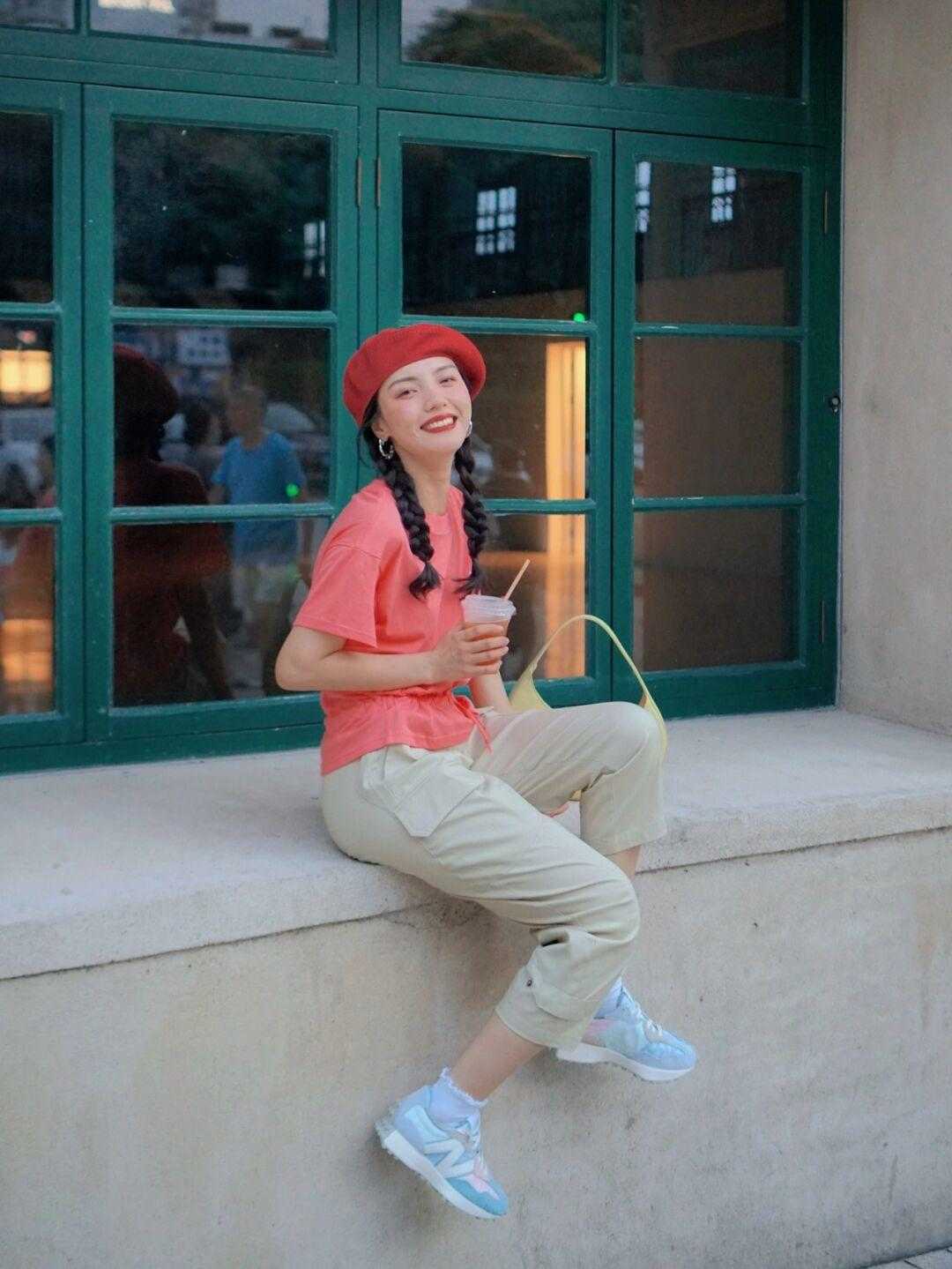 糖果色|今年流行糖果色T恤,可以这样穿,减龄又好看