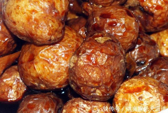  浓郁|一种土豆新做法，连皮都不用削，酱香浓郁，简单又美味