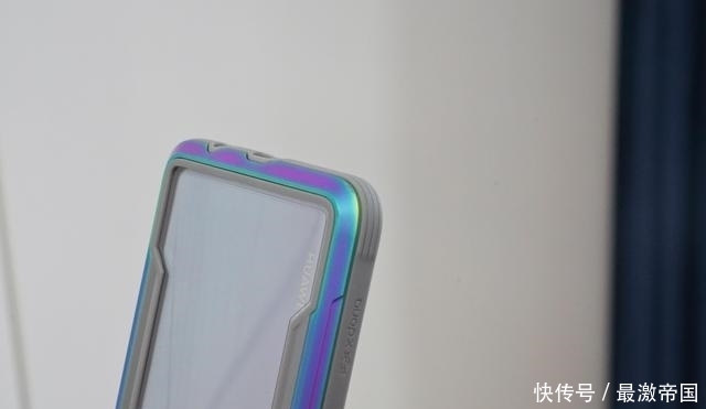 发布|华为mate40发布之际，聊聊mate30半年使用感受和配件