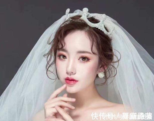 眼妆|脸上有这几个特征的女生,千万不要去整容!简单化妆后气质很出众