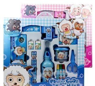 手工|幼儿园孩子互赠礼物,花1千元换回“小纸人”,妈妈:很不公平