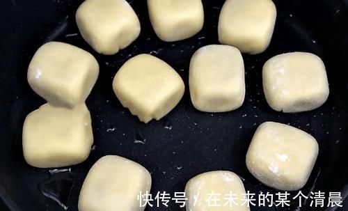 外酥|快元旦了,教你做仙豆糕,外酥里软又拉丝,家有电饼铛就能做