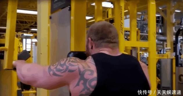 训练者|健身新手练肩,不用大重量可以吗组数做到位,猛男肩膀指日可待