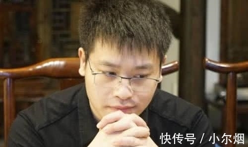 斗破苍穹|他曾力压天蚕土豆,凭一部小说登上“神坛”,如今却只会写“黄段子”