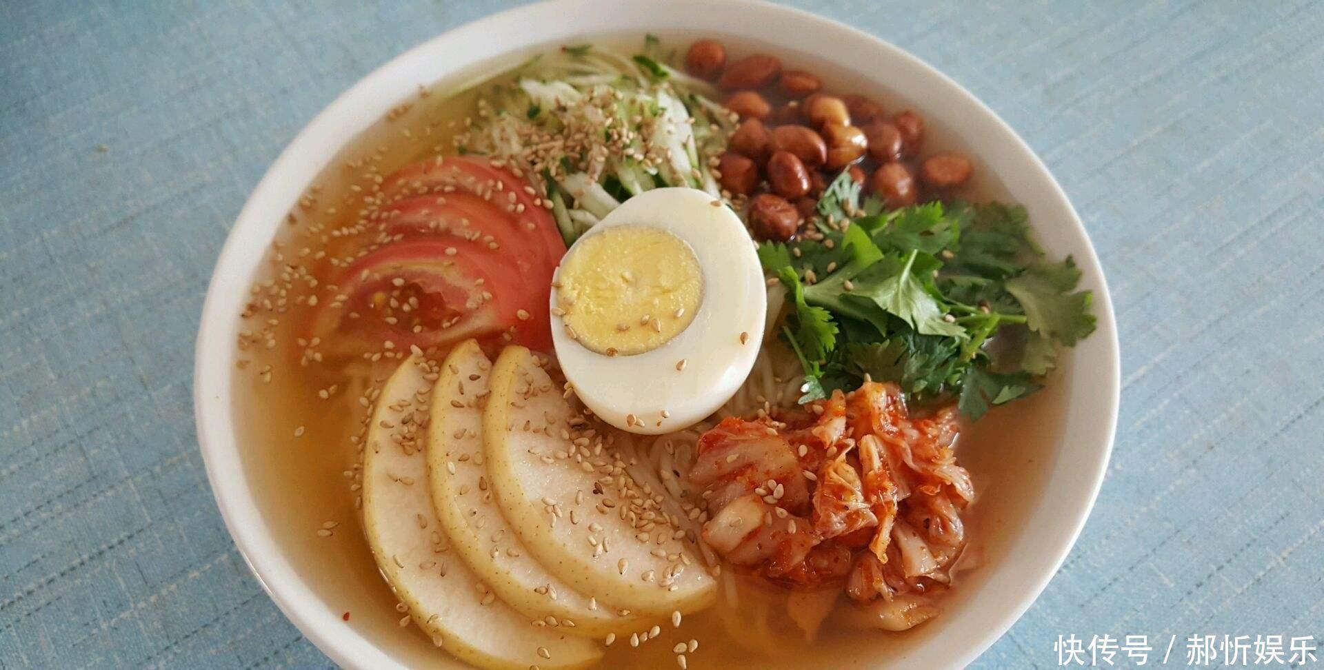 香辣酸爽的朝鲜冷面,是朝鲜人民的自豪,从君王到百姓人人都喜欢