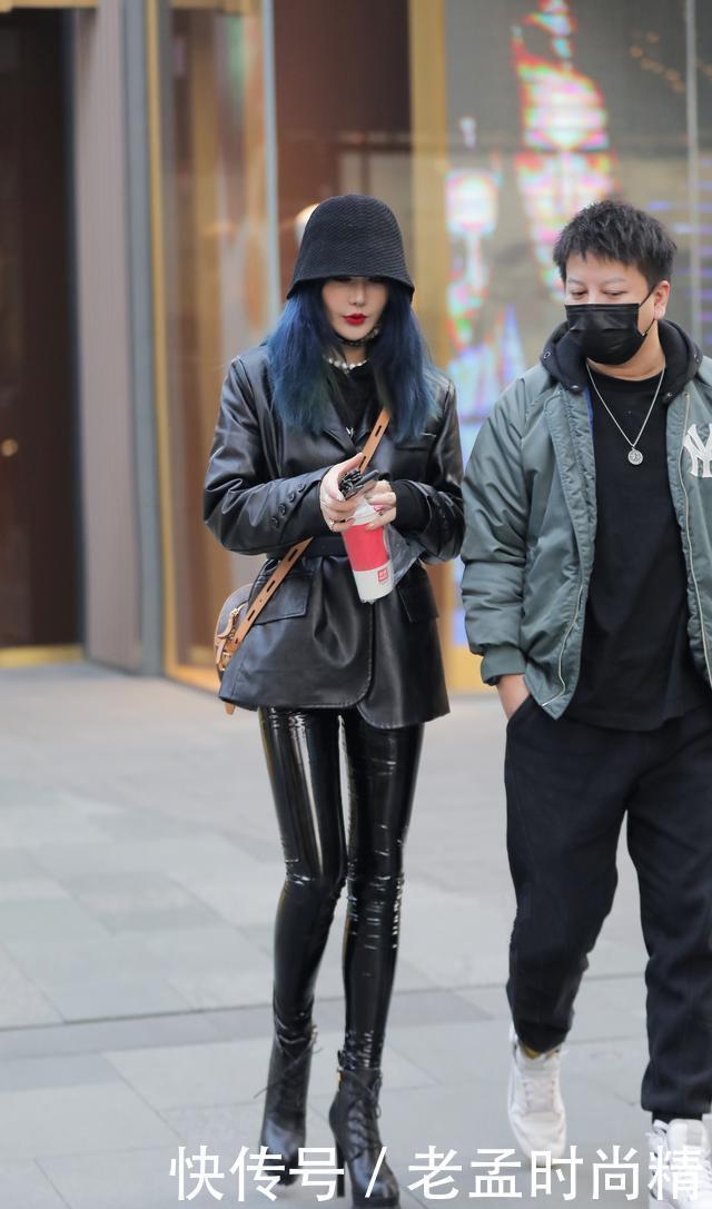 一身黑怎么搭配更时髦? 注意细节表现和层次感, 时髦好看又精致