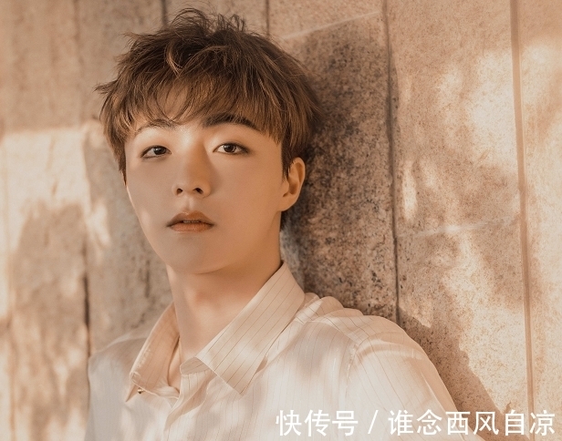 羅永浩|吃貨PK模式開(kāi)啟！首檔火鍋綜藝來(lái)襲，龔俊等11名嘉賓或加盟