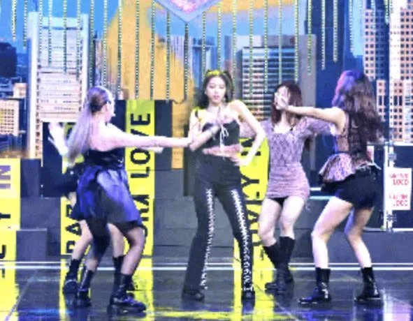 中国选手爆料节目录制一天只能睡1小时;《音银》MC今日下车?