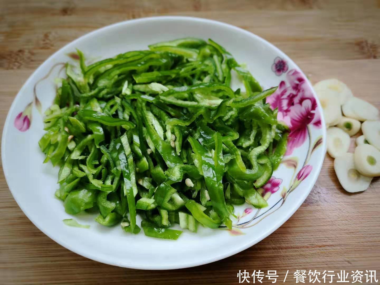 这菜是肠道清洁工,三天两头吃一次给身体做个大扫除,便宜又鲜美