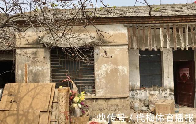 厨房|她不顾父母反对将老破平房改造,花了16W,完工后朋友来了不想走