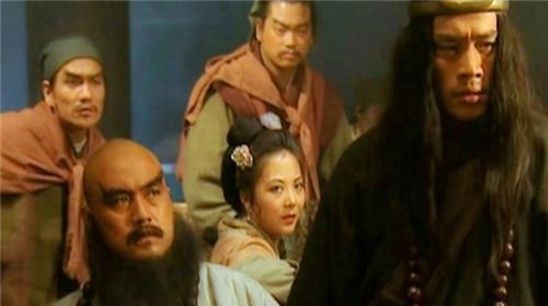 宋江|弱肉强食的梁山,宋江文武都不出众,为何能坐稳梁山第一把交椅