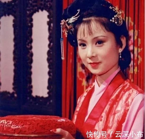 过节|红楼梦：有资历爱挑事还有过节，她才是那个最想推倒晴雯的人