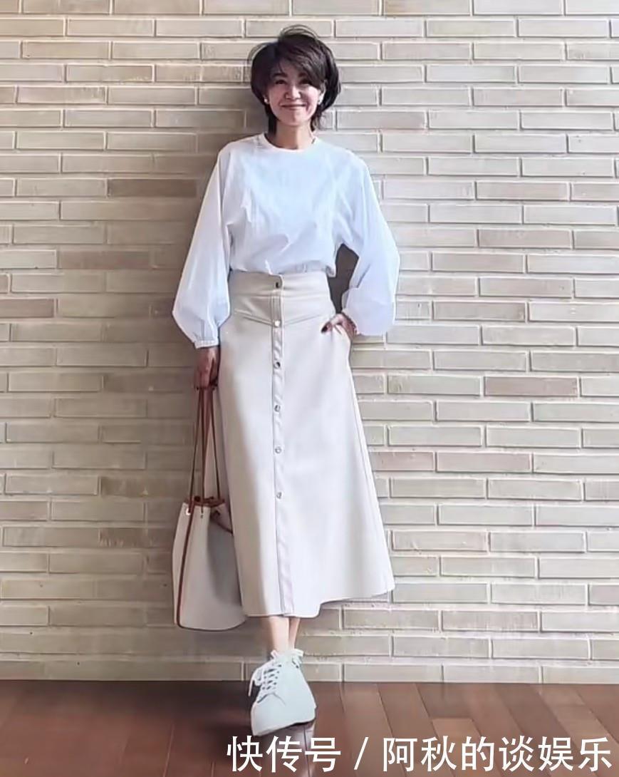 穿搭|50岁女人穿不出高级感?学日本主妇从“三要素”穿法,时尚且年轻