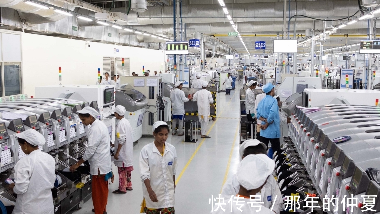 库克|劝说富士康迁移产能,替换34家中国供应商,库克何来的底气?