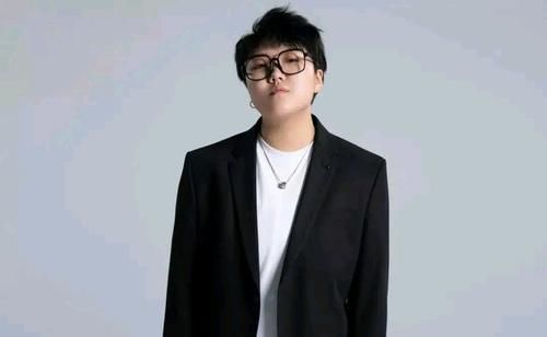 王靖雯|《2021中国好声音》修改播出时间，观众：无所谓，反正也不想看了