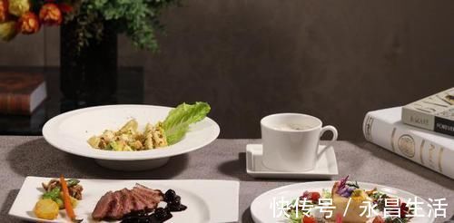 三菜一汤|晒晒我的家常晚餐，三菜一汤，花费50元，圈友：看饿了，求蹭饭！