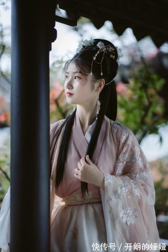 农家$诗·十首丨清风款款门前过,明月娟娟水底藏