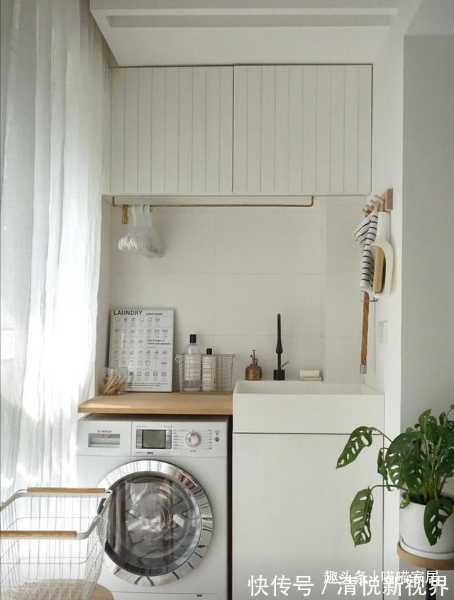 占地方|阳台别装传统晾衣架了，现在流行装这种，方便实用，还不占地方