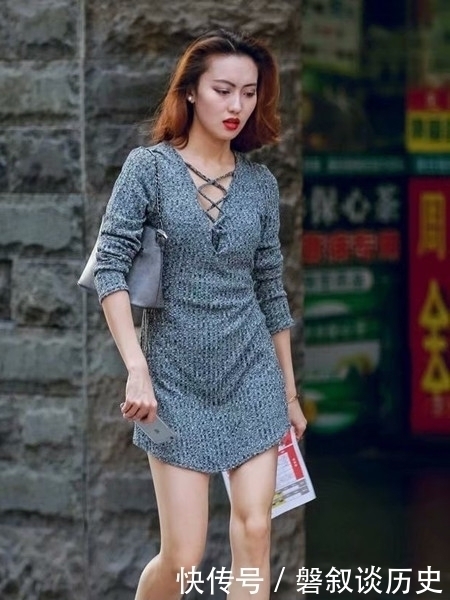 佳人|街拍穿着时尚的美丽佳人,时髦搭配与五官精致,如同美景让人难忘