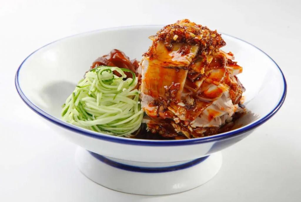 凉菜|用这款万能酸辣红油汁,至少能出20大爆款凉菜,10秒出菜!