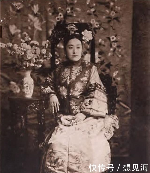清宫|清朝最有才华的格格：用英语演出清宫戏，最后一图与洋人结婚