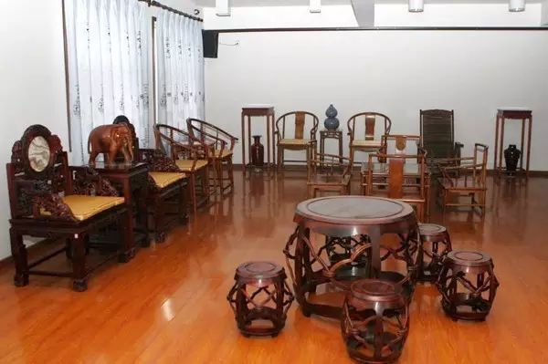 翡翠|好玩意都被演艺圈包圆了!盘点10大明星收藏家!