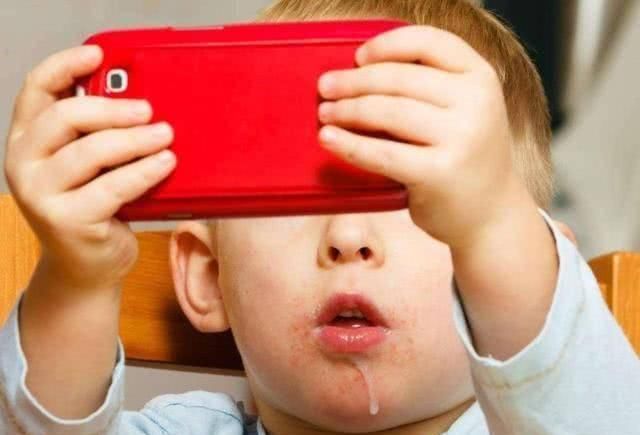 孩子|家长坚持对孩子做这两件事,孩子会越来越聪明,爸妈不妨试一下