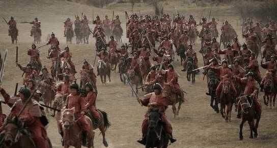 礼崩乐坏|春秋无义战(2)龙战于野:礼崩乐坏,这个锅周天子得背