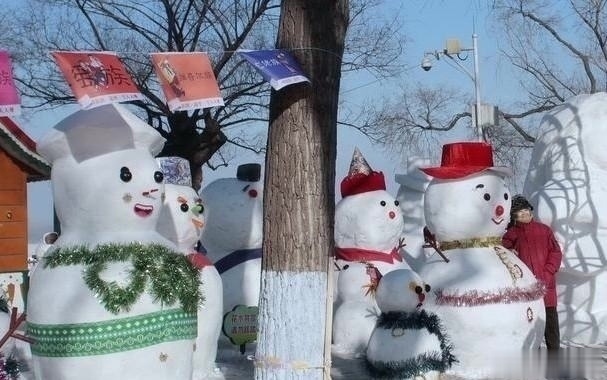 火车$上联“火车失火,救火车赶来救火车”,下联被一个大学生对出