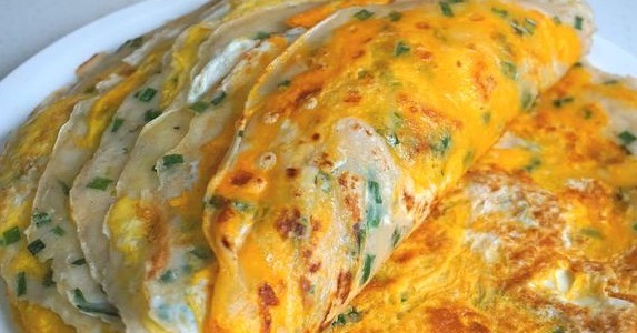 三伏天不想做饭，教你10分钟早餐做法，有饼有鸡蛋，简单营养