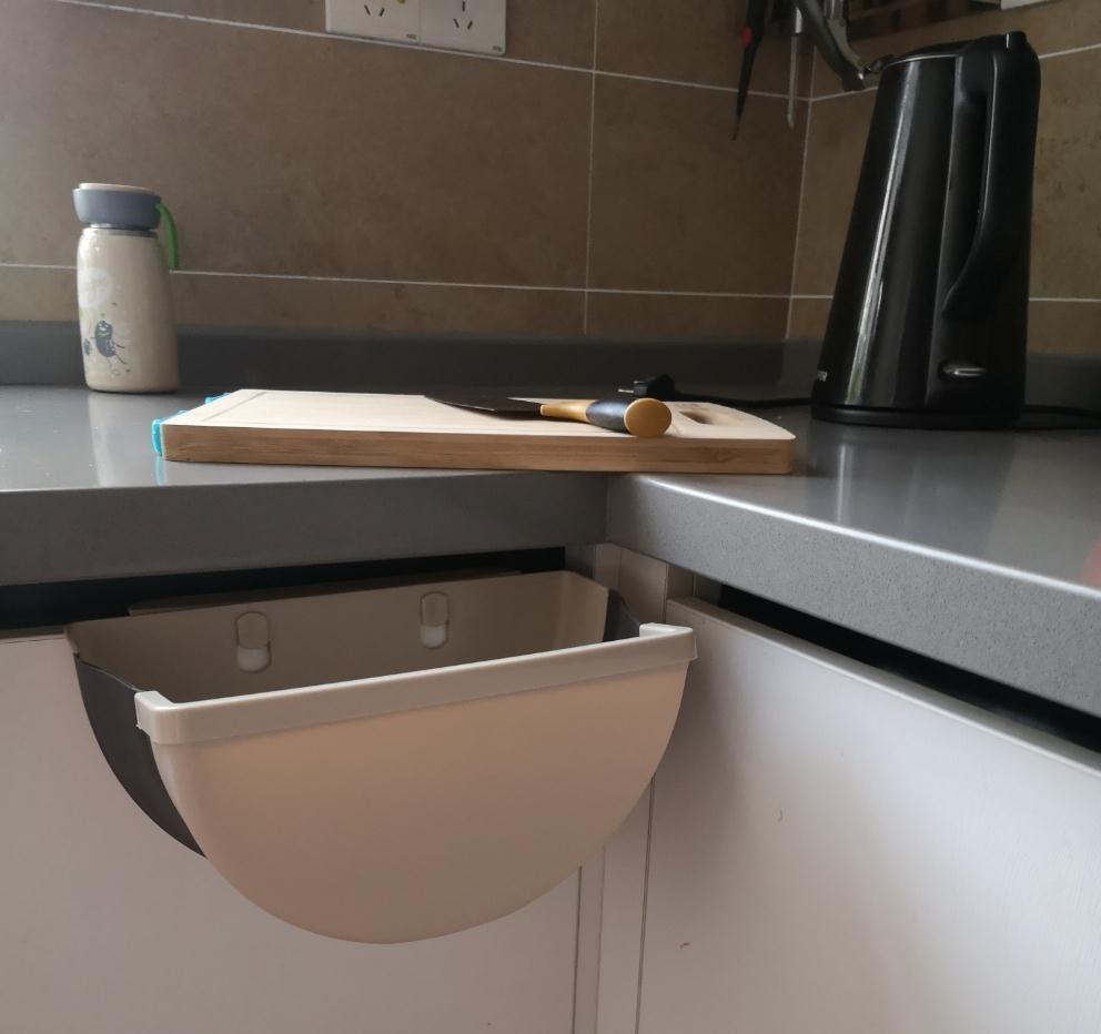 齐家栗子|厨房墙面上贴满了挂钩?太老土了,这四类收纳工具才更值得买