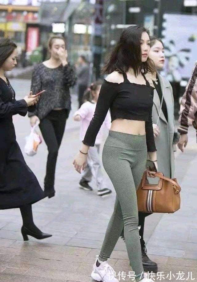 打底裤 束腰包臀的打底裤,轻盈好看又显气质,搭配容易