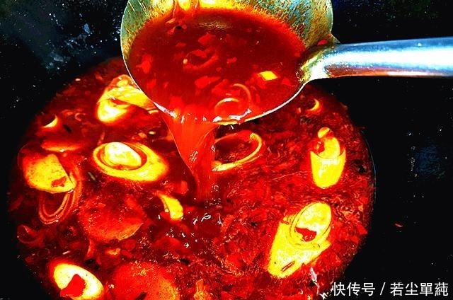 大厨教你在家做烤鱼，做法简单，一看就会，端上桌全家都爱吃