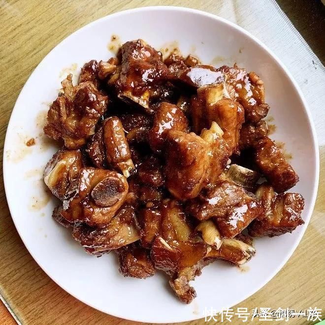 红油|年夜饭家宴菜单,这37道红红火火吉祥菜,味道鲜美小孩最爱